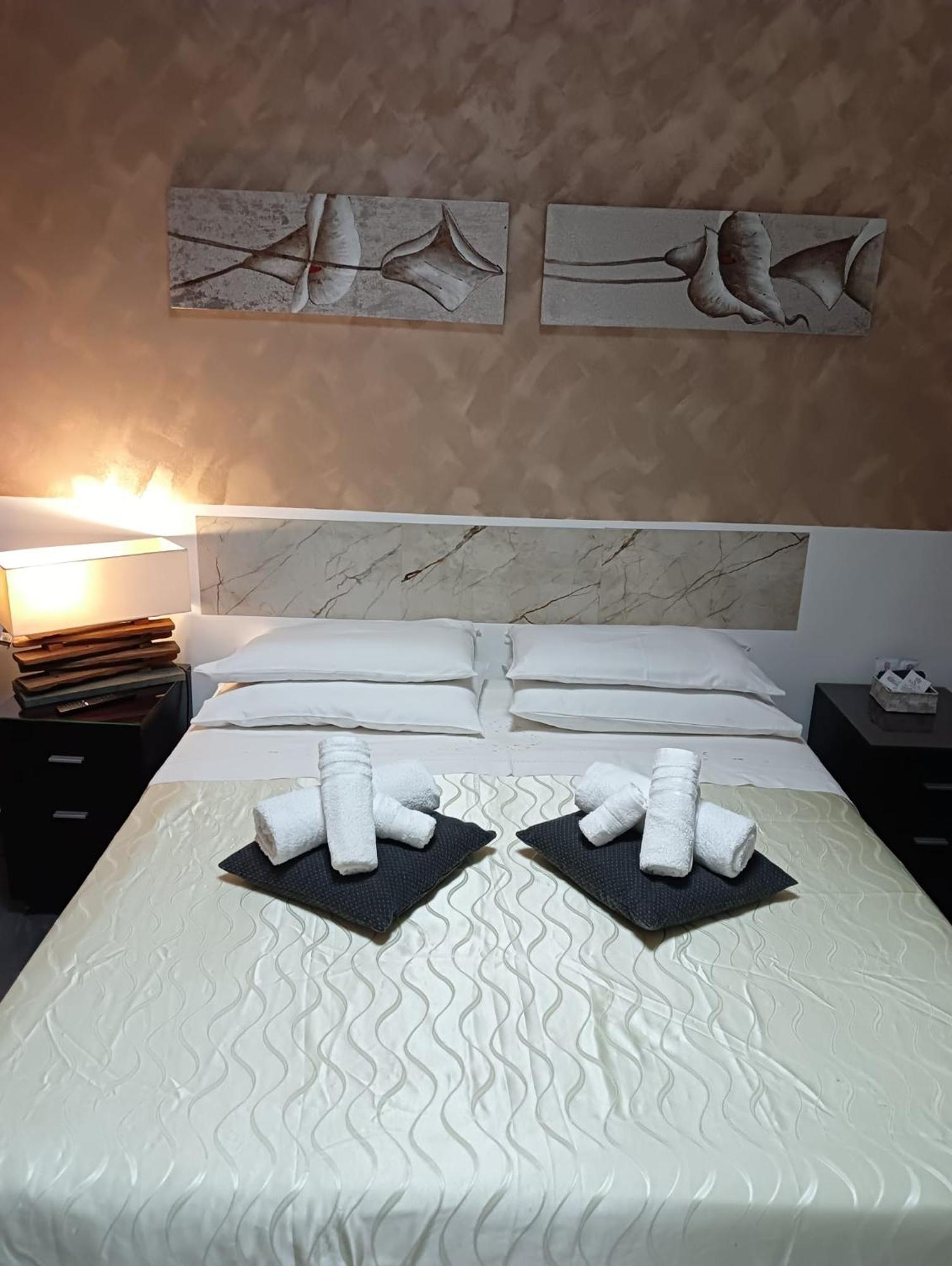 Bed and Breakfast Casa Al Porto Porto Torres Exterior foto